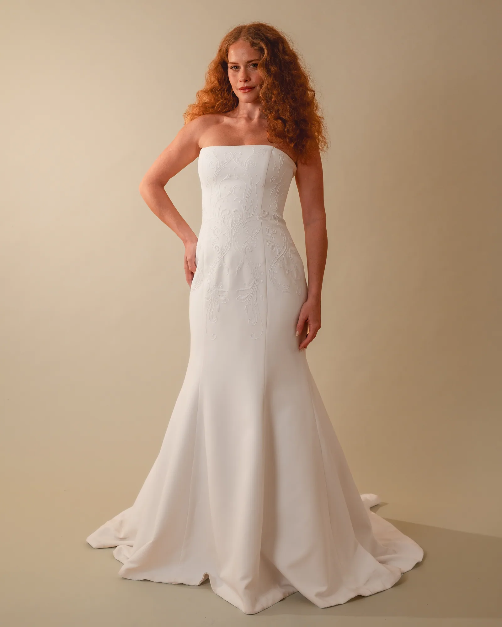 Vestido Paula de frente, corpo inteiro