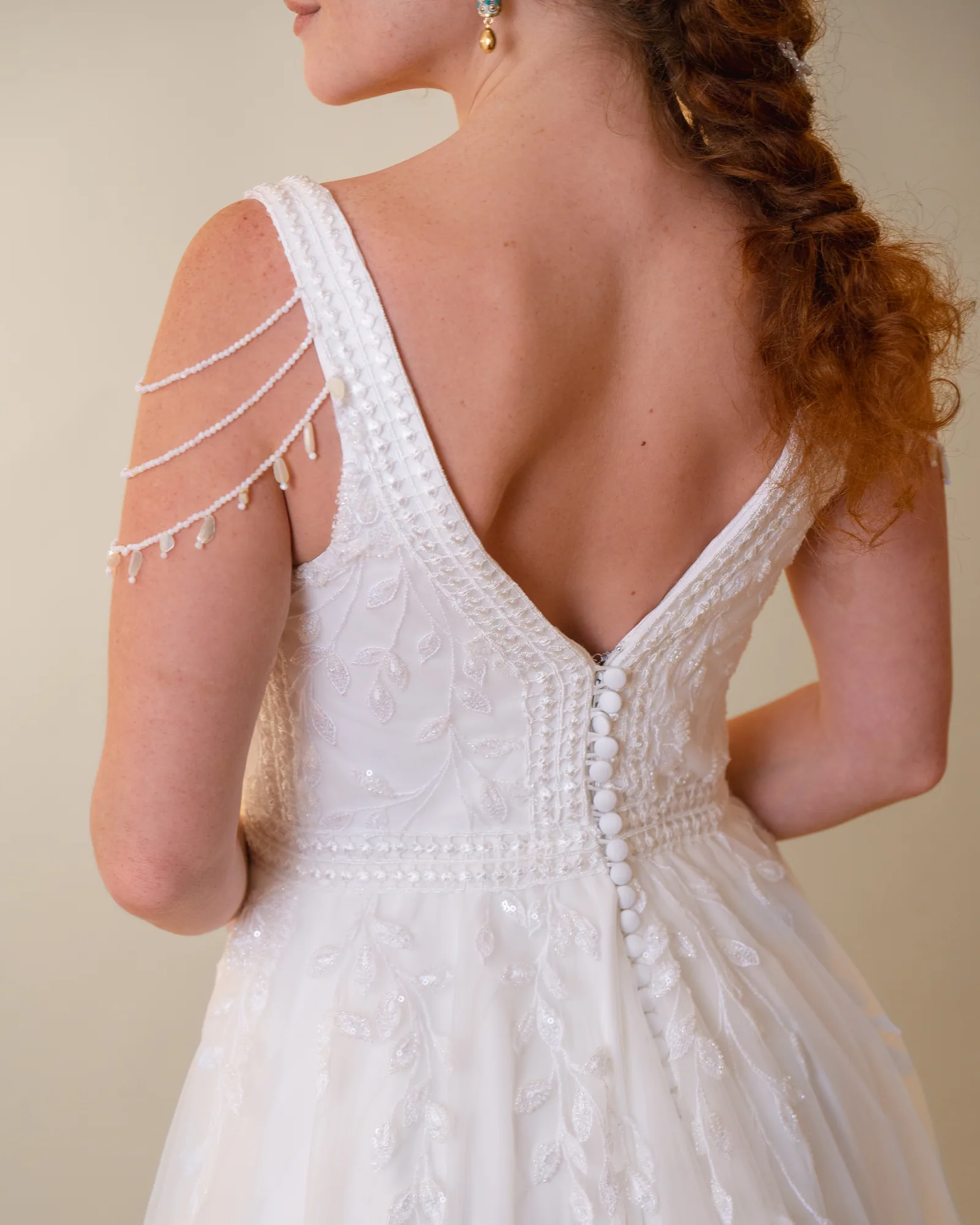 Detalhe das costas do vestido Renata